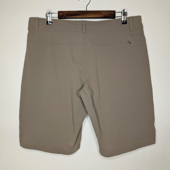 Lucy Women's Light Tan Athletic Casual Khaki Outdoor Hiking Shorts Size Large - Picture 9 of 14